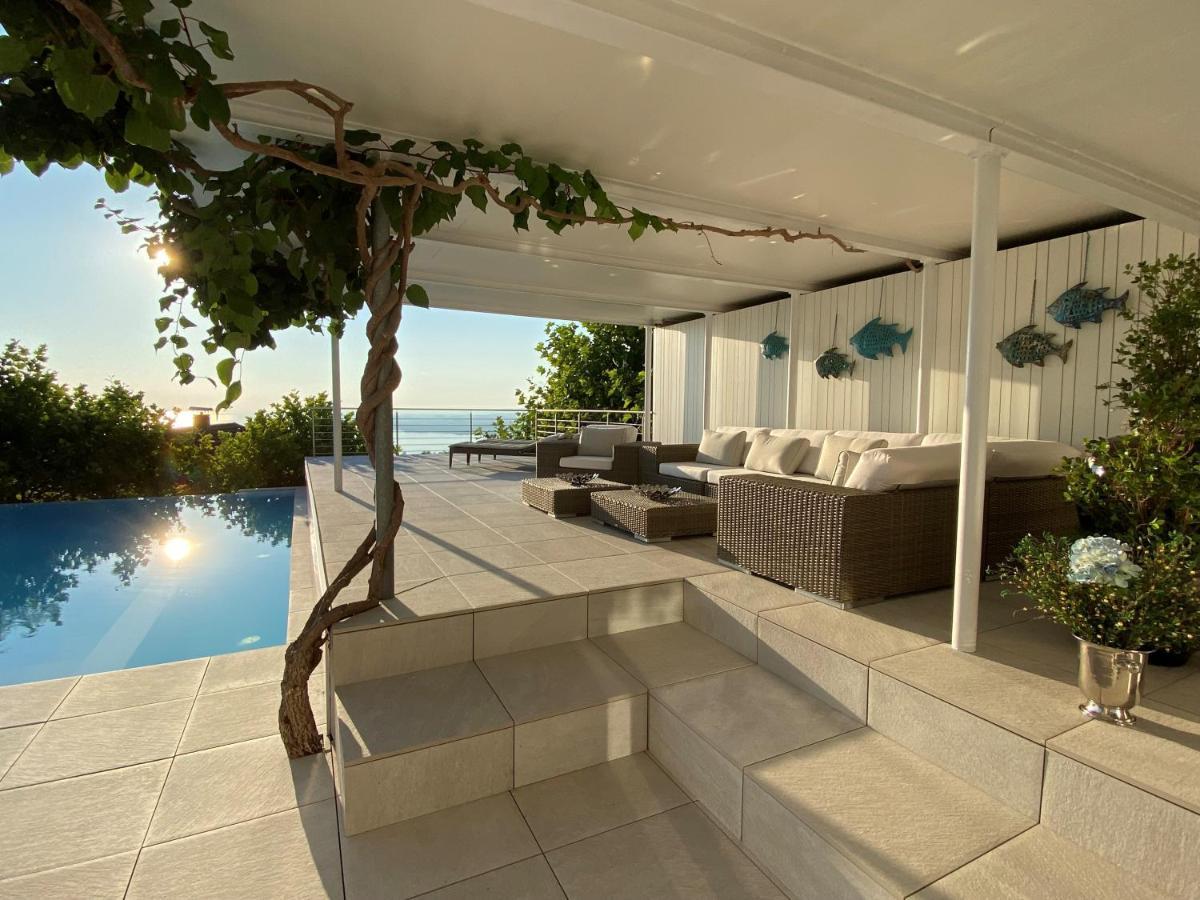 Villa Uber Dem Bodensee - Hauptwohnung Лохау Екстер'єр фото