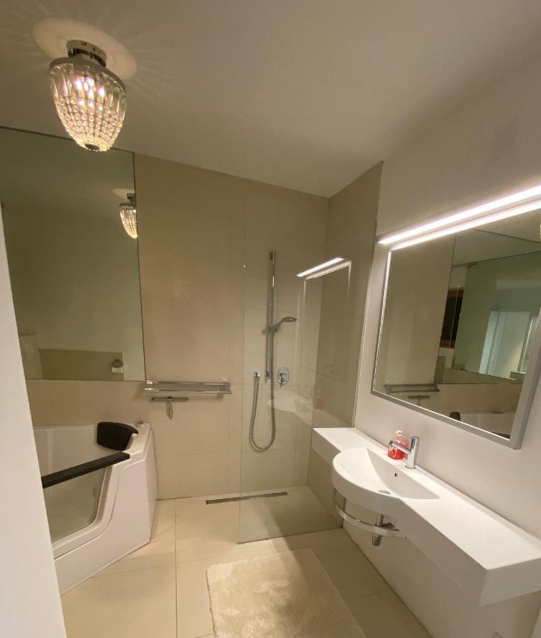 Villa Uber Dem Bodensee - Hauptwohnung Лохау Екстер'єр фото